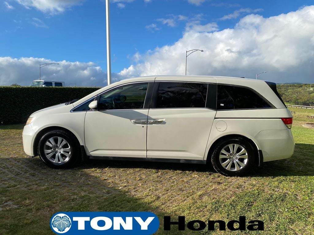 2015 Honda Odyssey — interior view