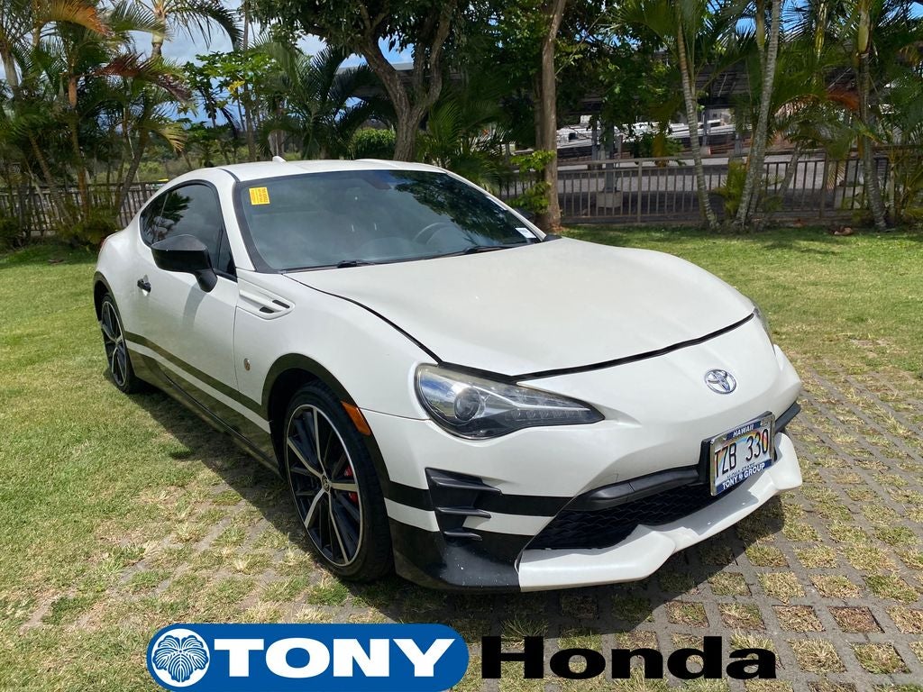 2020 Toyota 86 Base in White — front three-quarter view