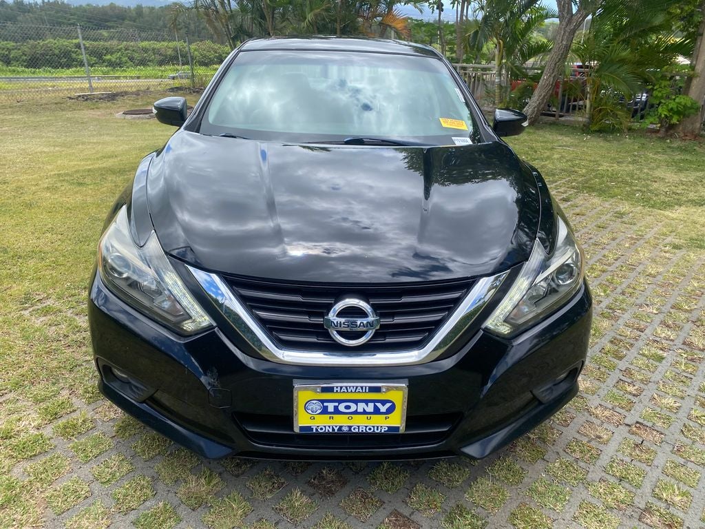 2017 Nissan Altima — side profile view