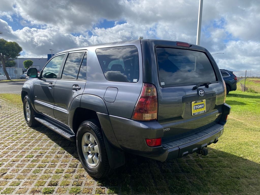 2005 Toyota 4Runner — detail view