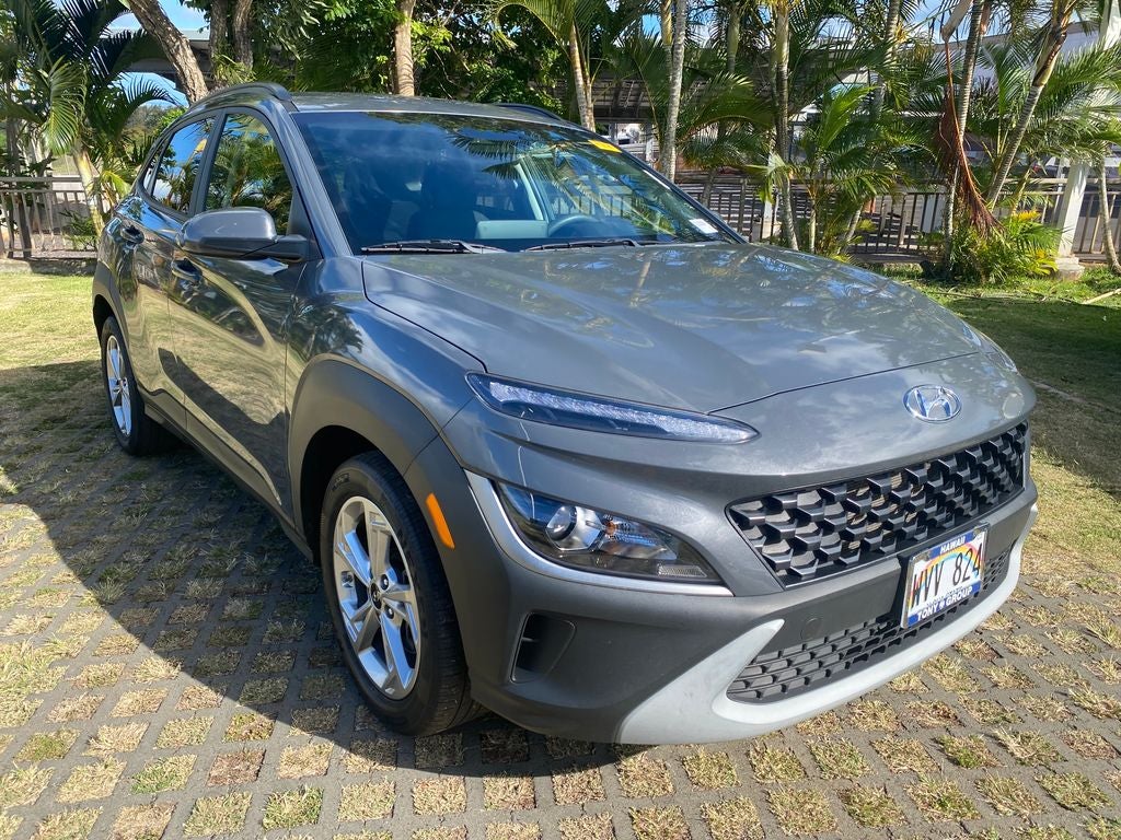 2023 Hyundai Kona SEL in Ecotronic Gray — front three-quarter view