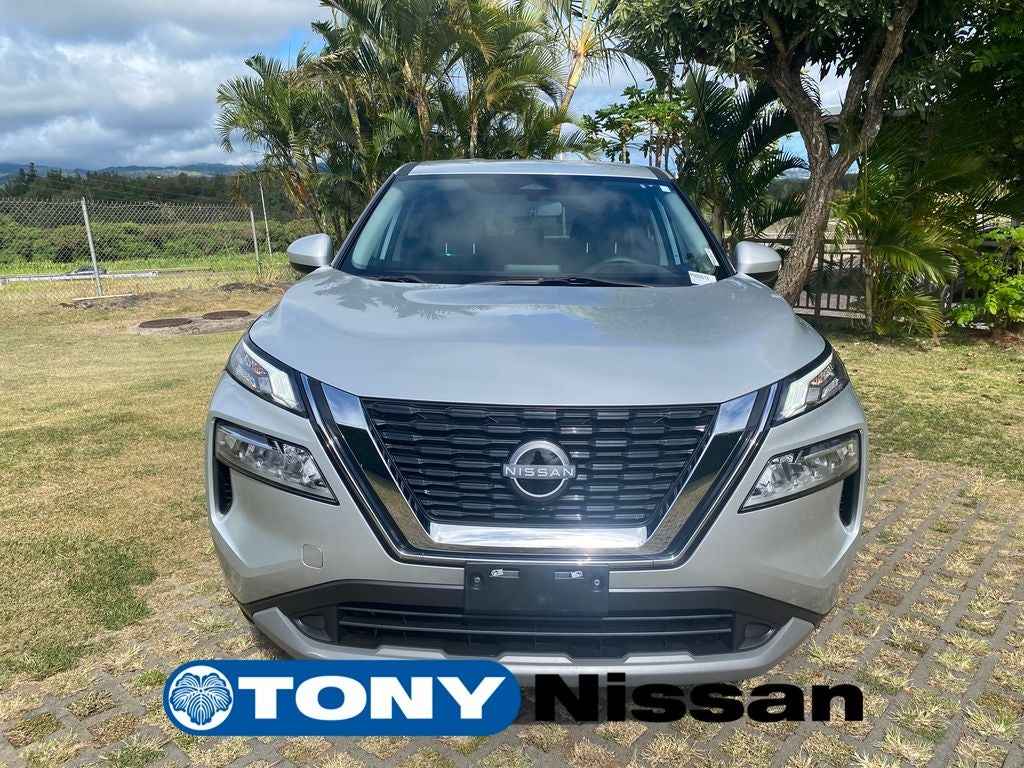 2023 Nissan Rogue — side profile view