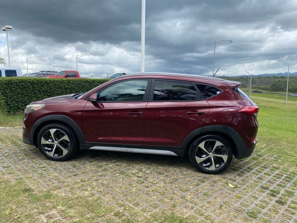 2017 Hyundai Tucson — interior view